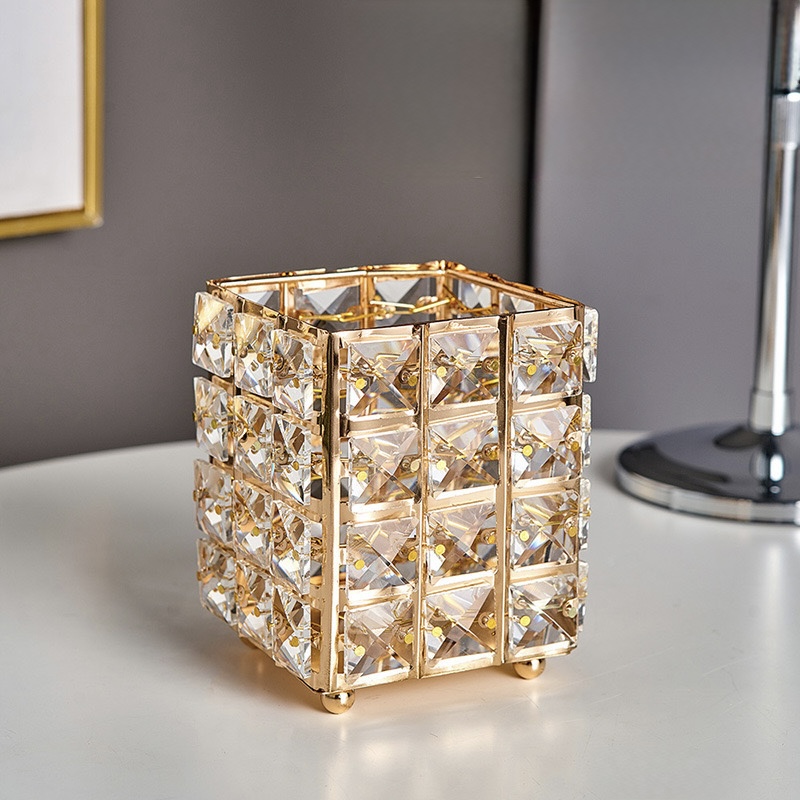 កំប៉ុដាក់ជក់ ប្រណិត គ្រីស្តាល់ថ្លា