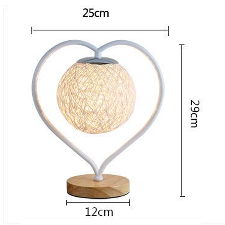 អំពូល​តាំងក្នុងបន្ទប់គេង​ white heart + beige