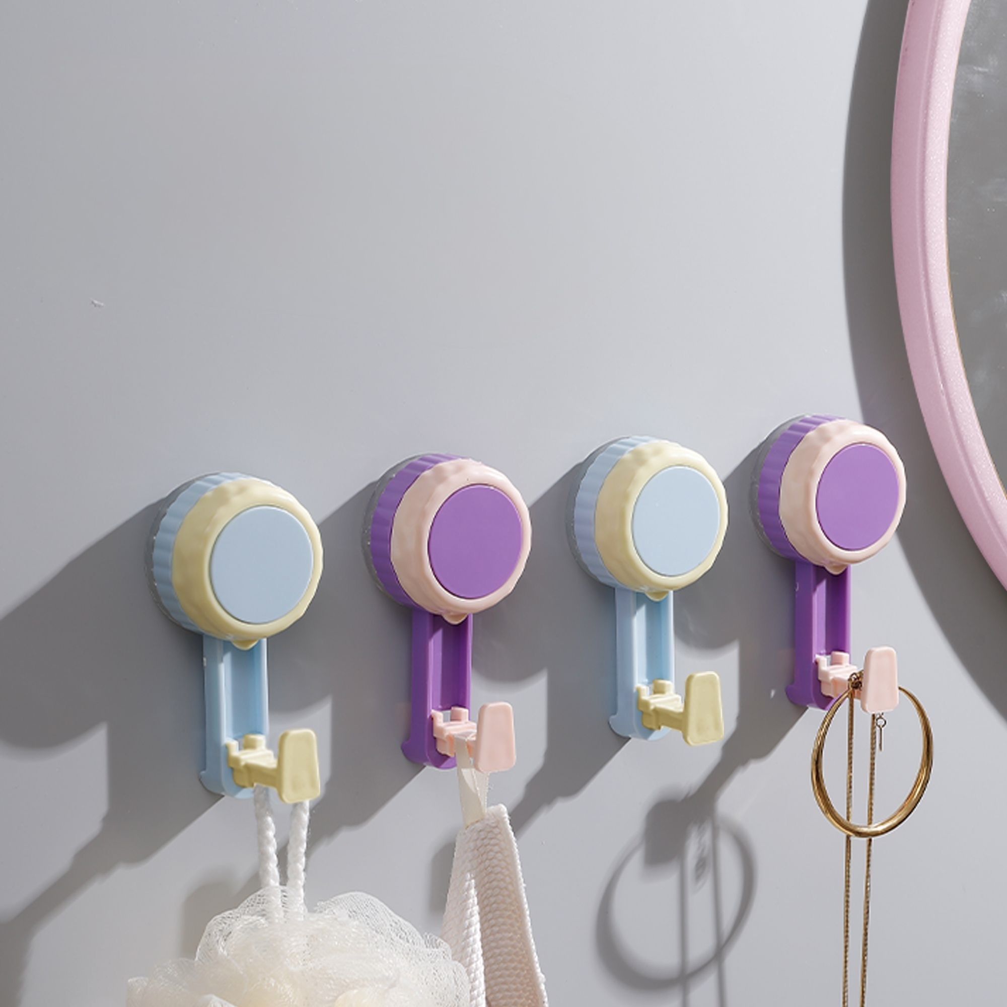 ទម្ពក់ព្យួរសម្ភារ:បន្ទប់ទឹក