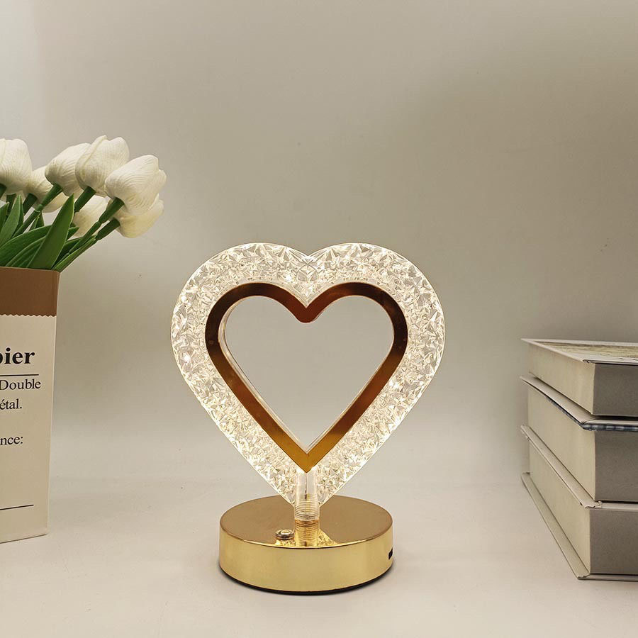 អំពូលភ្លើងគ្រីស្តាល់ ក្នុងបន្ទប់គេង (Love crystal table lamp)