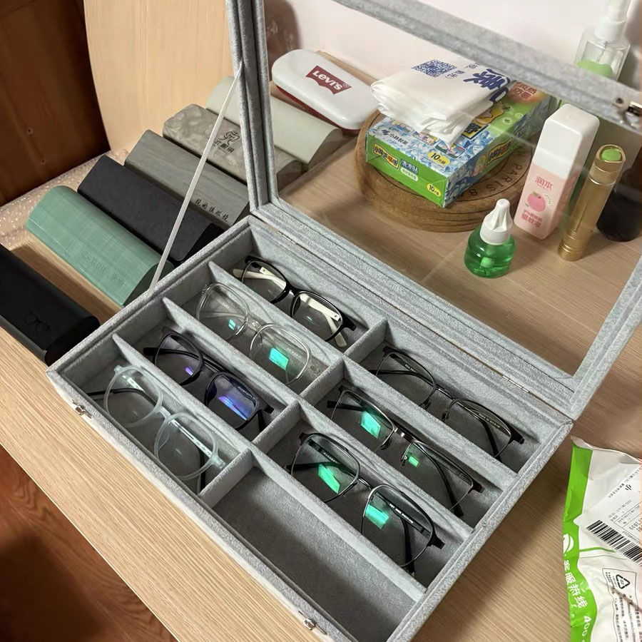 ប្រអប់ដាក់វេនតា សាច់កាំម្ញី (Velvet)