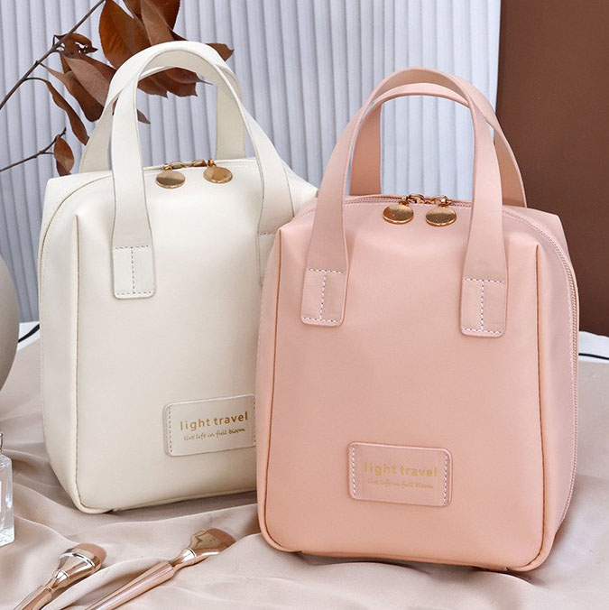 កាបូបដាក់គ្រឿងអលង្ការ