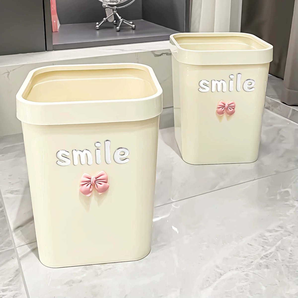 Trash can 13L Smile+Bow tie