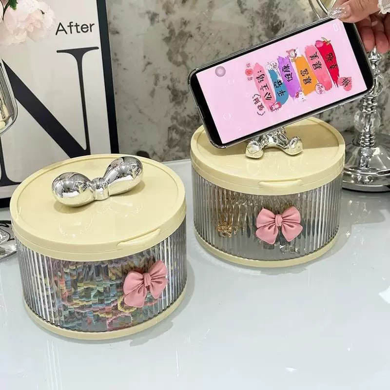 ប្រអប់ដាក់បូចង់សក់ មានផ្កា និង បូប្រាក់