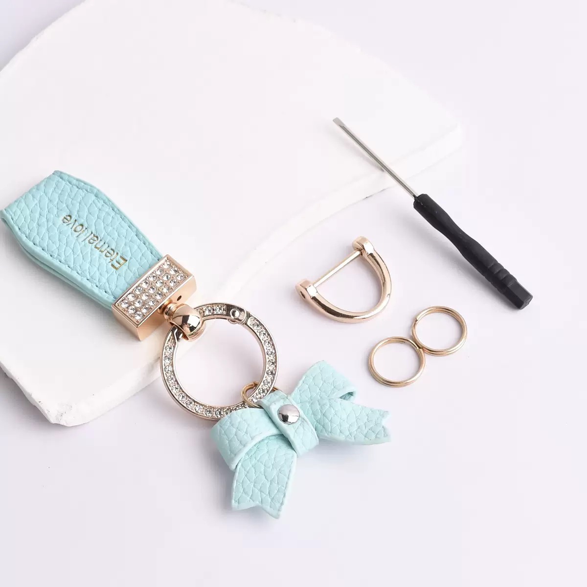 បន្តោងសោឡាន Bow car keychain