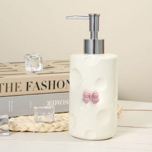 កំប៉ុងដាក់សាប៊ូកក់សក់ សាប៊ូដុះខ្លួន​ (ថ្មសេរ៉ាមិច)