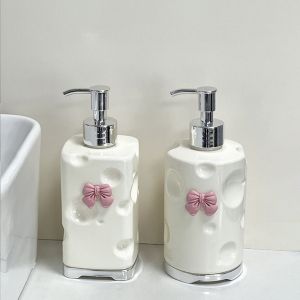 ដបជ័រសម្រាប់ដាក់សាប៊ូ (Travel Refill Bottle)