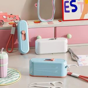 ប្រអប់ដាក់ខ្សែចាក់ធ្មេញដោយស្វ័យប្រវតិ្ត (Automatic dental floss holder)