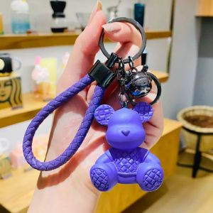 បន្តោងសោឡាន Creative Plaid Sitting Bear