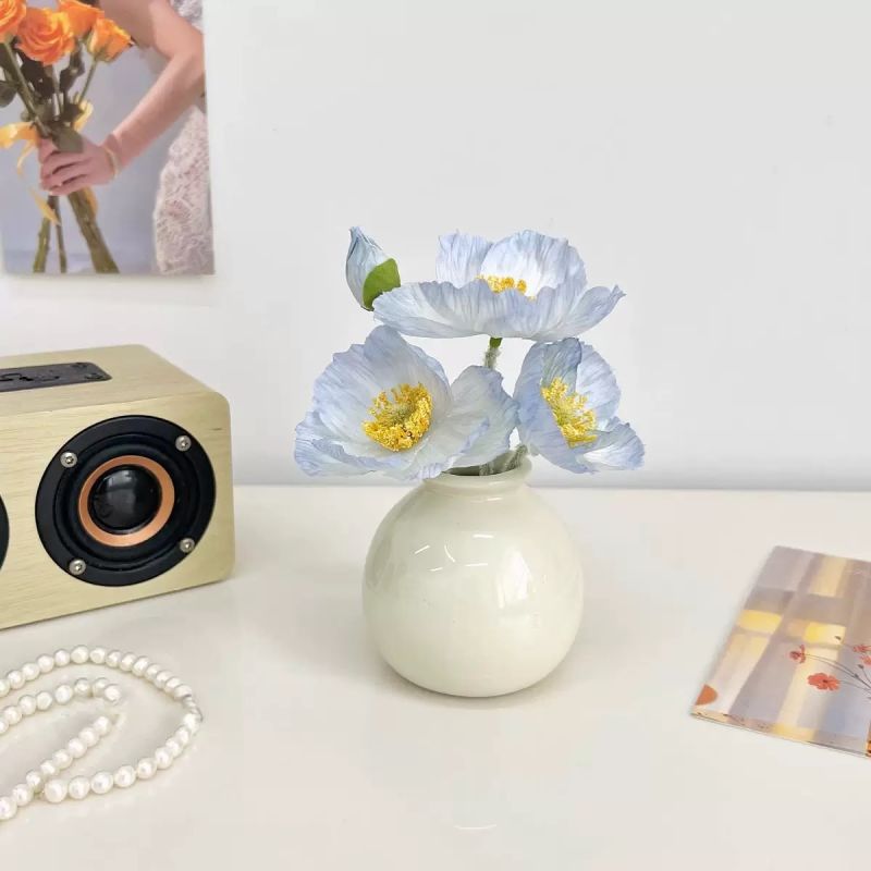 Cream + gradiant blue poppy